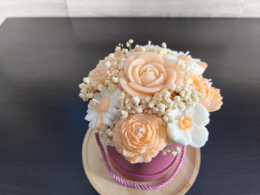 Flower Box pomarańczowo-biały – świeca sojowa handmade 🤍